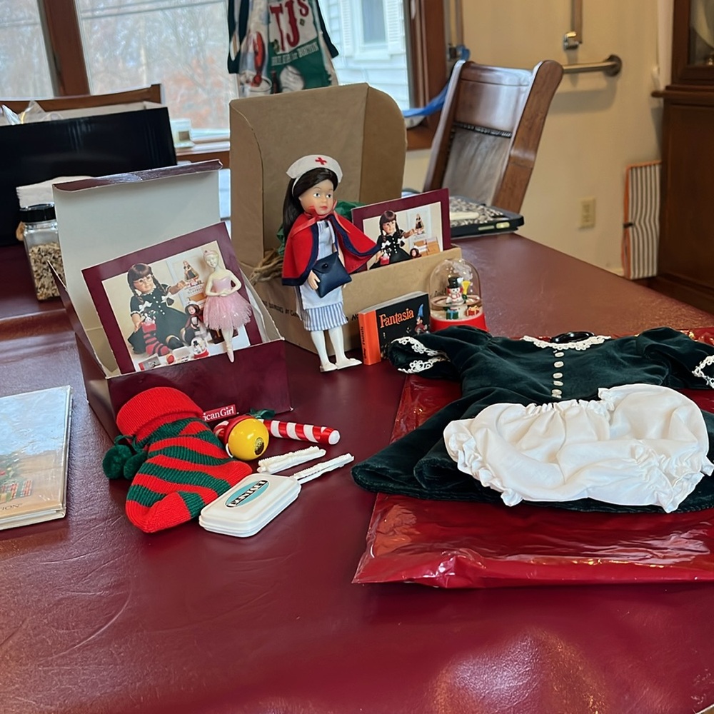 Pleasant Company (American Girl) Molly’s Christmas